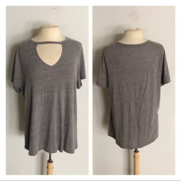 Lane Bryant Tops - FIRM$CLOSETCLOSING WAS $22 Lane Bryant keyhole tee